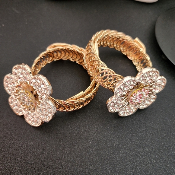 Gold with CZ Stones Flower Arm Bracelets - Picture 5 of 6